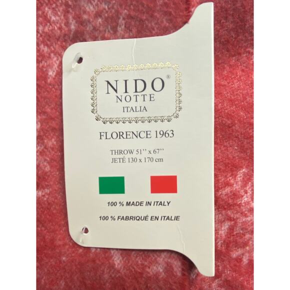Nido Italia Throw Blanket 51" x 67" Red Snowflake Print Fringe Rustic Winter New - Picture 3 of 5